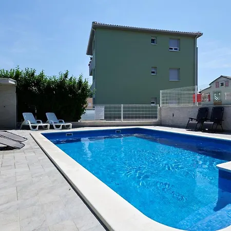Adria شقة *